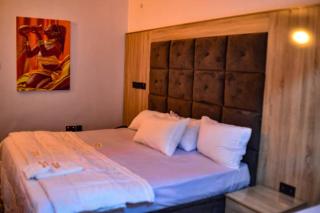 Butason Luxury Suites - 4