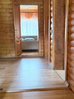 Сонячні Карпати - 1