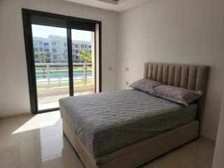 Beautiful 3-bedroom apartment with pool, with elevator parking - 6