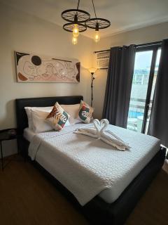 CozyVilla at Pine Suites Tagaytay 2BR or Studio with FREE PARKING 2br in Basement parking and studio in offsite parking - 7