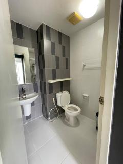 studio123 at Changwattana - 3