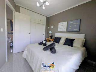 Sunny 2 Bedroom Apartment with Rooftop Solarium and Golf Views VM84 - 6