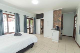 16 on 7 Guesthouse - 6