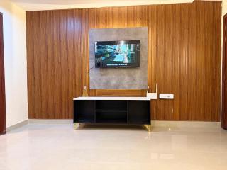 Your Cozy 1BHK Retreat in Gulberg Greens - 8