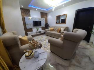 1 Bedroom Luxury Apartment with Lounge & Kitchen - Lagos - 4