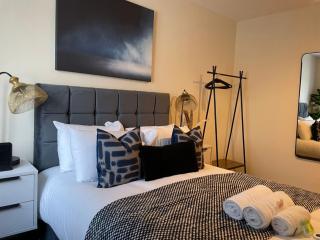 3 Bed City Stay - Easy Walk to Cardiff Central - 4
