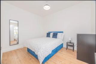 5 Bed cottage with Hot tub - 3