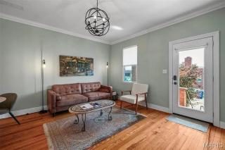 Hillcrest Haven by StayLage - 8