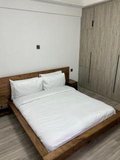 Spacious 2 bedroom Kileleshwa - 1
