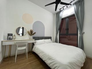 2BR 7Pax Linked Bridge to Sunway Velocity Mall - 1