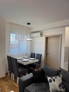 Neco Lux Apartman - Čačak - 6