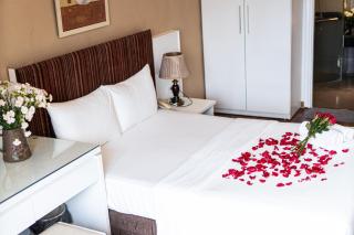 Horizon Hotel Apartment - 8