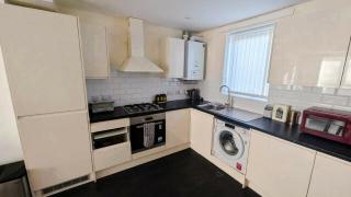 Stylish 3BDR New Build Home In Everton Park - 9