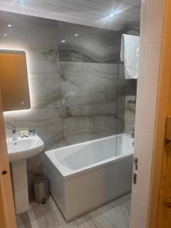 Glasgow - Cosy 1 Bedroom Apartment - 5