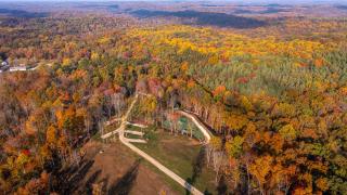 Couple's Cabin with Hot Tub, Fire Pit, Sauna near French Lick, IN - 8
