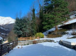 Le jardin privatif de Pauze Cauterets wifi et parking gratuits Vue panoramique - 9