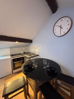 Appartement rénové au cœur du centre historique de Béziers - 2