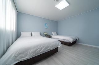 Hongdae Apartment 3 Bedroom, 2 Bathroom, King Bed - 4