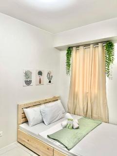 Cozy Family 2BR Condo for 8pax with Wi-Fi & Netflix Unit Nate by GERRA at Urban Deca Homes Banilad - 1