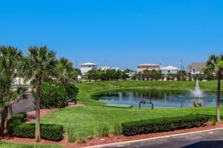 Stunning 3BR Condo w/ Wraparound Porch | Ocean Park - 1