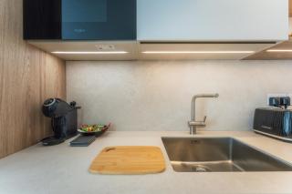 Official Mercury Suites With Rooftop Pool Access - 1