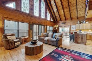 Tenderfoot Lodge - 9