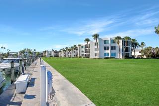 LBK 2BR Condo on the Bay with Water Views Beachbound Bliss - 0