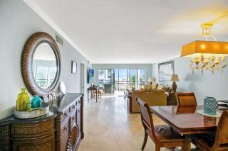 LBK 2BR Condo on the Bay with Water Views Beachbound Bliss - 1