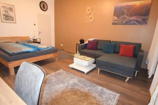 Cozy Apartments in Central Location with Free Parking on Availability - 0