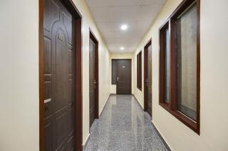 OYO Flagship Hotel Town House - 9