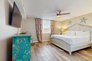 Dolphin Point 105A - 6