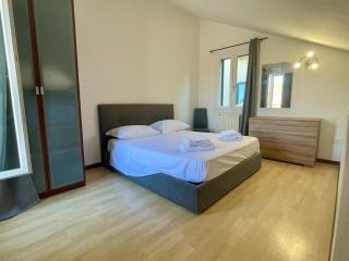 La Corte Urbana 48A Parking - 1