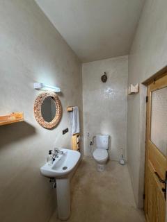 Atlantic refuge rooms - 7