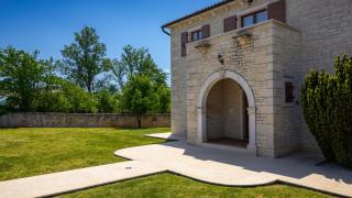 Rustic villa Catarina with pool in Tinjan - 9