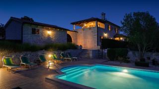 Rustic villa Catarina with pool in Tinjan - 3