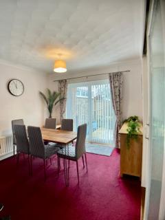 Tweed House Comfy Long Stays Free Parking & Wi-Fi - 4