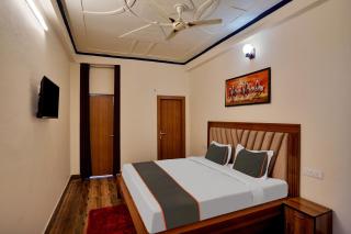 Collection O Trihans Mantion Hotel - 1