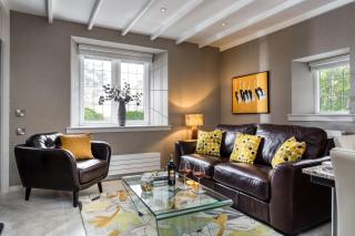 Courtyard Cottage - 7