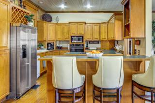 New York-Style Loft on Main St Dtwn Enterprise - 5