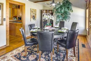 New York-Style Loft on Main St Dtwn Enterprise - 2