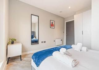 Spacious 2-BR City Escape - Sleeps 4 - Parking Included - 1