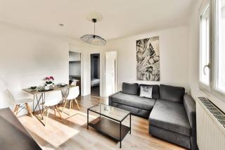 Appartement lumineux , proche de toutes commodités - 2