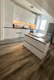 Luxury Apartment private parking - 3