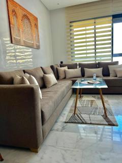 Chic Cocoon & Impeccable Sea View in Zenata - 8