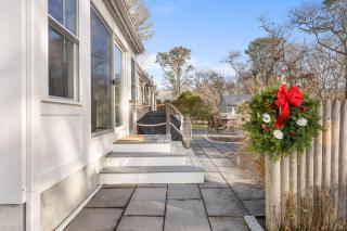 Coastal comfort near beaches and walking distance to Harwich Port! - 4