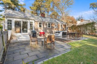 Coastal comfort near beaches and walking distance to Harwich Port! - 9