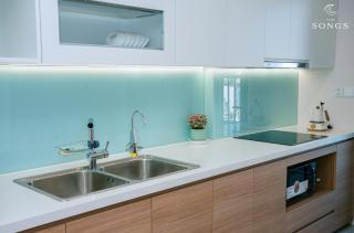 Leasy by The Songs - 3