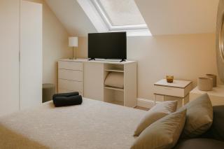 3 Bed Apartment Temple Bar, Dublin City Center - 4