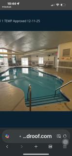 Red Roof Inn and Suites - 3