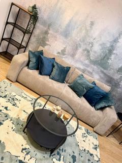 Crown Apartments - BW Aurora - 2